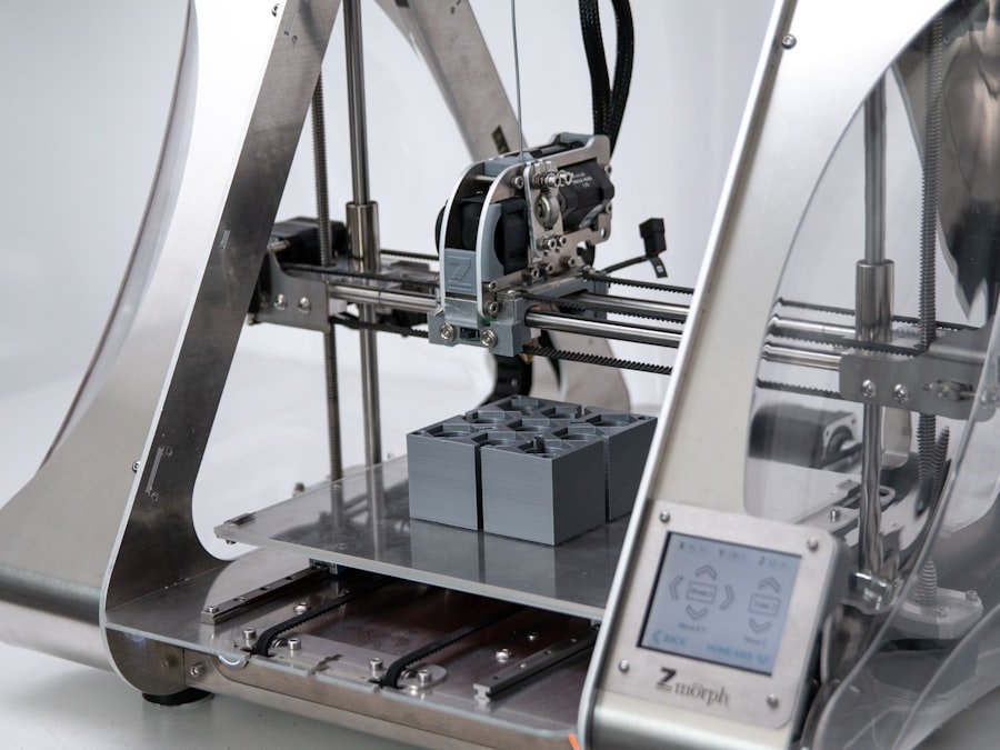 Mesin 3D printing sedang mencetak komponen berstruktur lattice